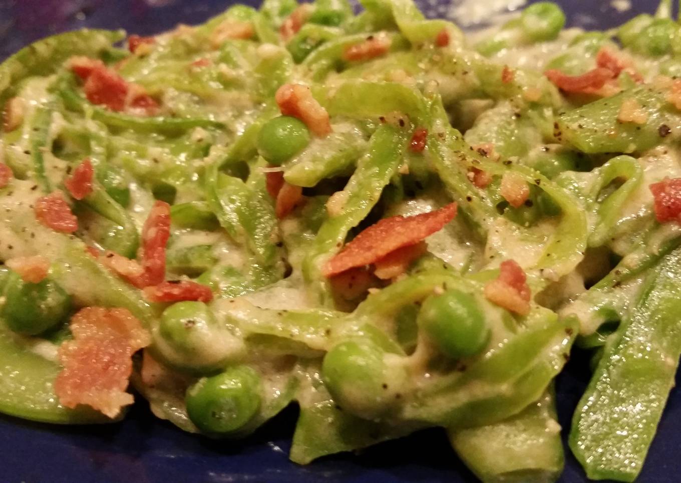 Peas with Creamy Bacon Sauce