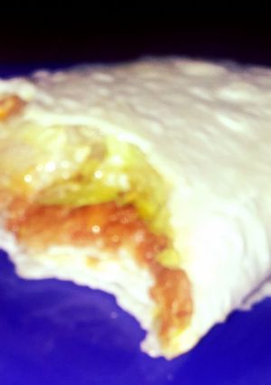 A picture of sweet chilli tuna wrap.