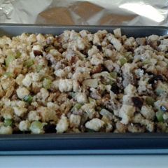 A picture of Sausage bread stuffing.