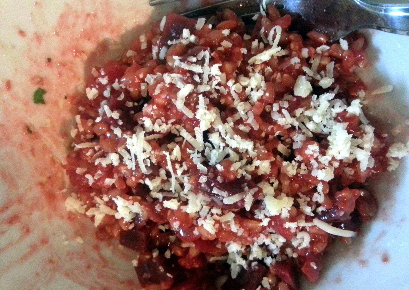 Healthy vegan beetroot risotto