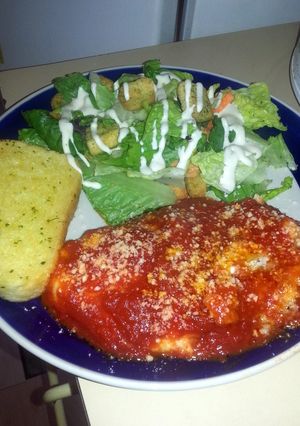 A picture of Slow Cooker Chicken Parmesan.