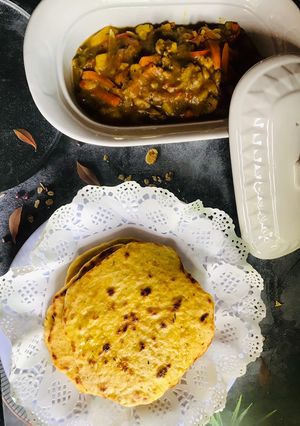 A picture of Turkish Flat Bread n Beef Vegitable soup.