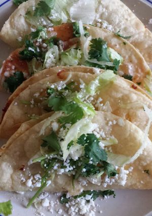 A picture of Tacos Dorados De papas.
