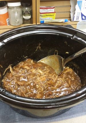 A picture of Cranberry slow cooker chicken.