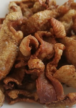 รูปของ หนังไก่ทอด