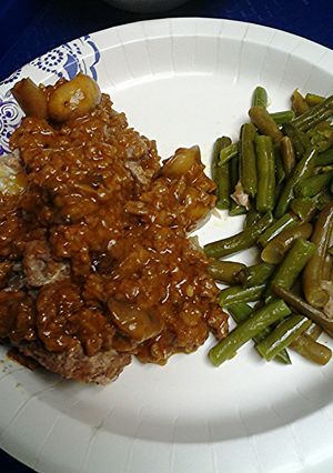 A picture of Mushroom meat gravy.