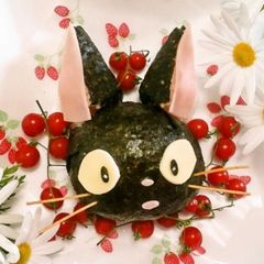 A picture of Jiji (from Kiki's Delivery Service) Onigiri.