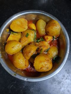 আলুর দম (Aloor dum recipe in Bengali) রেসিপির প্রধান ছবি