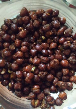 काले सूखे चने (Kale sookhe chane recipe in Hindi) रेसिपी मुख्य फोटो