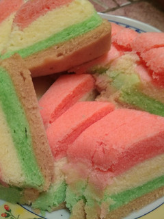 Foto resep Bolu kukus pelangi