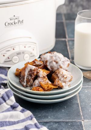 A picture of Crockpot Cinnamon Bun Casserole.
