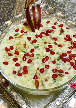 A picture of Garlic Custard Apple Sago Fruit Delight.