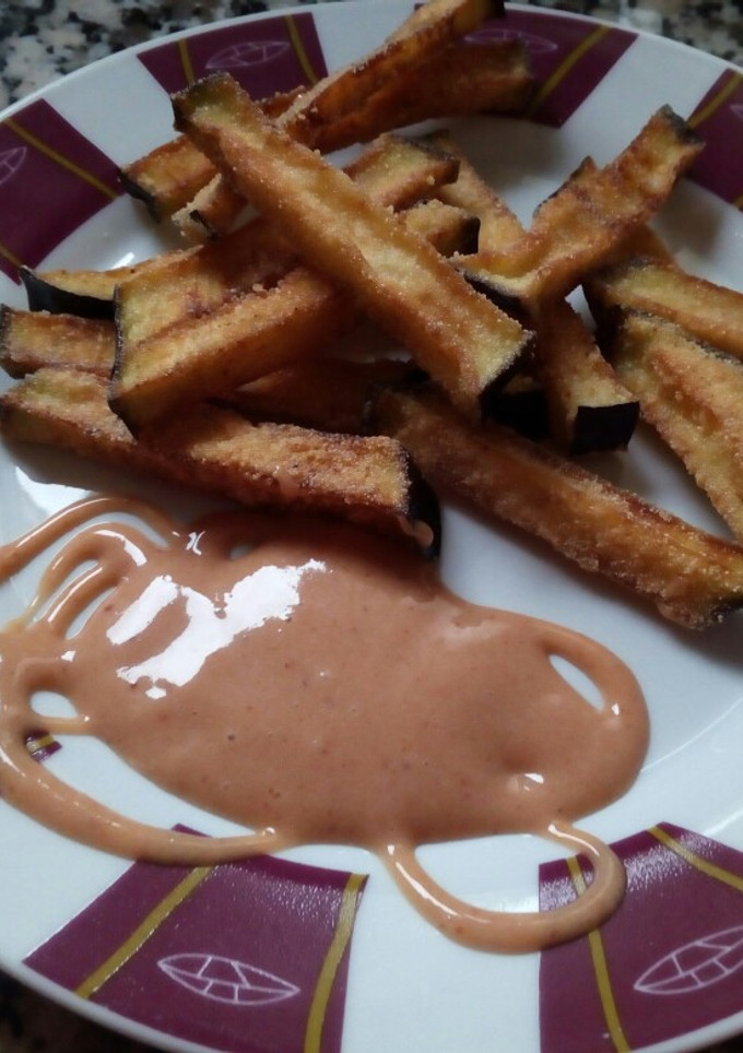 Una foto de Salsa de dulce de membrillo con berenjenas