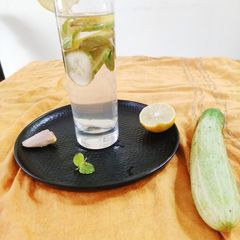 Lemon Cucumber Detox Drink A picture of Lemon Cucumber Detox Drink.