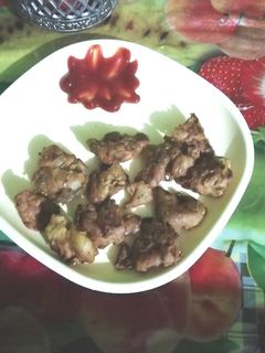 कांदा भजी (kanda bhaji recipe in marathi) रेसिपी चे मुख्य फोटो 