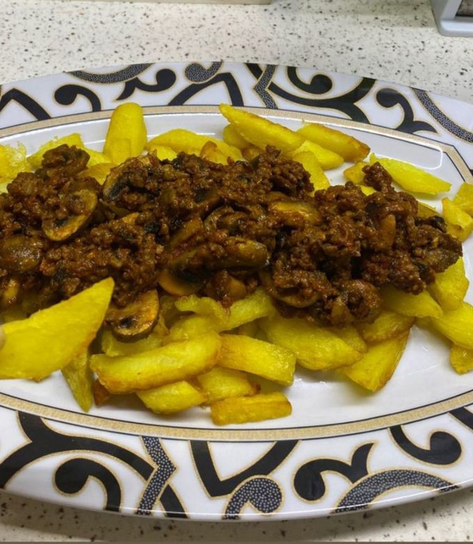 عکسی از دستور خوراک قارچ و سیب زمینی