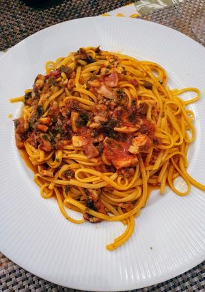 Una foto de Spaghettis con calamares