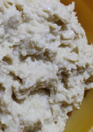 A picture of Homemade ginger garlic paste.