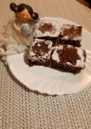 Kevert mákos-meggyes kocka recept fotója