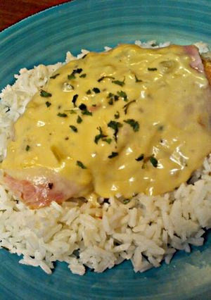 A picture of Ham and Swiss Skillet Chicken.