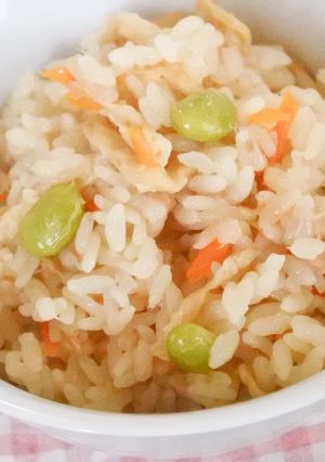 A picture of Rice Cooked with Frozen Edamame and Tuna.