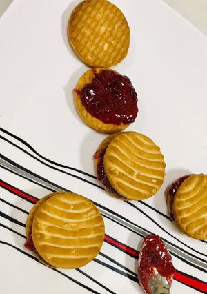 A picture of DIY treat biscuits.