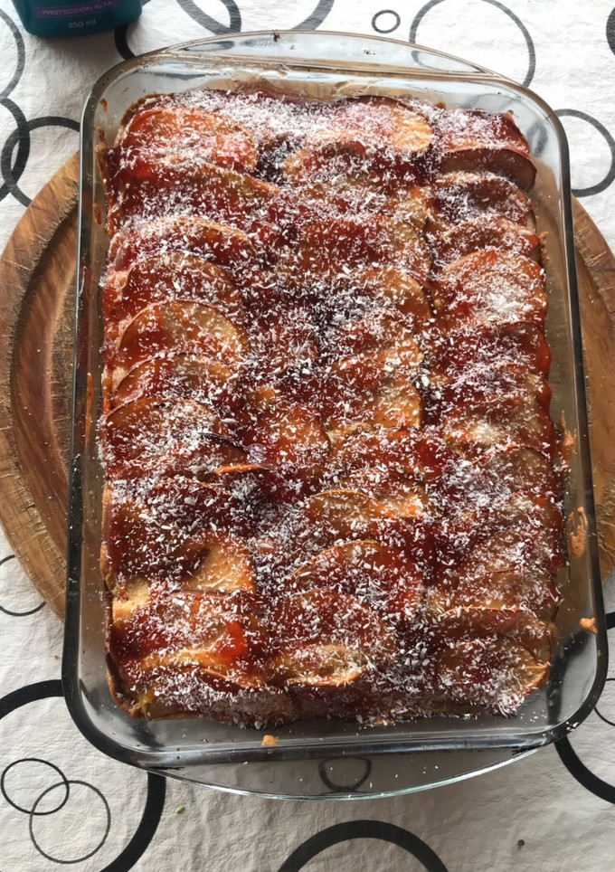 Una foto de Tarta de MANZANA (roja) fácil