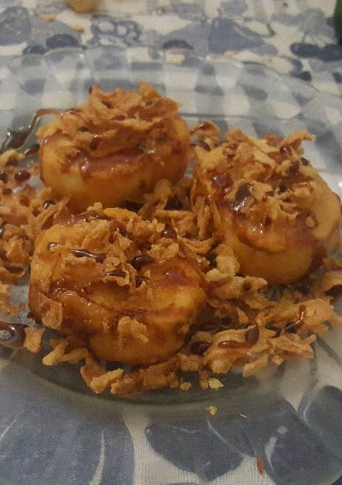 Una foto de Medallones de queso de cabra con cebolla crujiente y caramelo