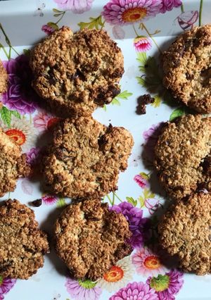 Una foto de Galletas de avena y coco dulce sin azúcar