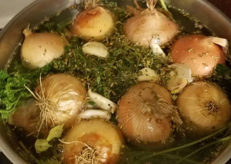 Easiest Way to Make Quick Rescued Turkey Stock