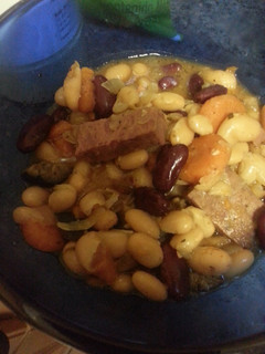 A picture of Crockpot beans and smoked turkey.