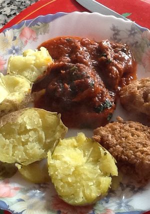 Una foto de Lengua en salsa