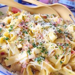 A picture of Pasta Carbonara.