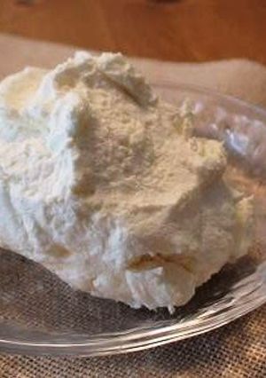 A picture of Greek Yogurt for Desserts.