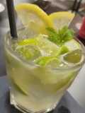 Caipirinha de limão