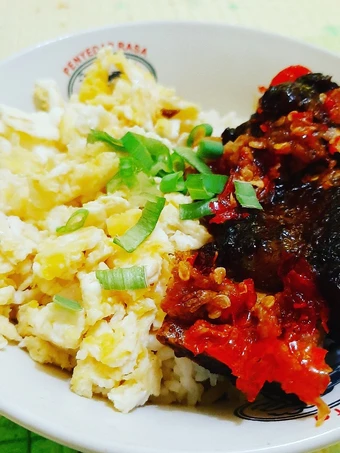 Cara Gampang Membuat Resep Iga Bakar Rice Bowl with Scramble Egg yang Sempurna