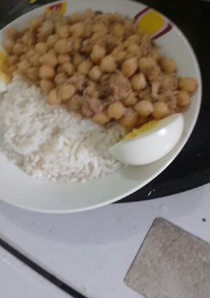 Una foto de Garbanzo con atún (natural)