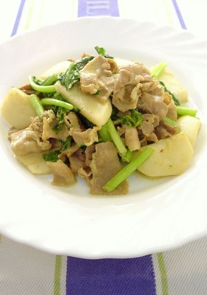 A picture of Turnip & Pork Belly Curry Stir-fry.