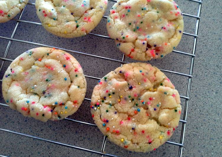 Steps to Prepare Any-night-of-the-week Sprinkles n Cake Sugar Cookies