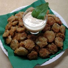 A picture of Sammie's Fried Pickles.