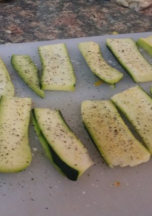 A picture of Crispy & healthy Courgette snacks.