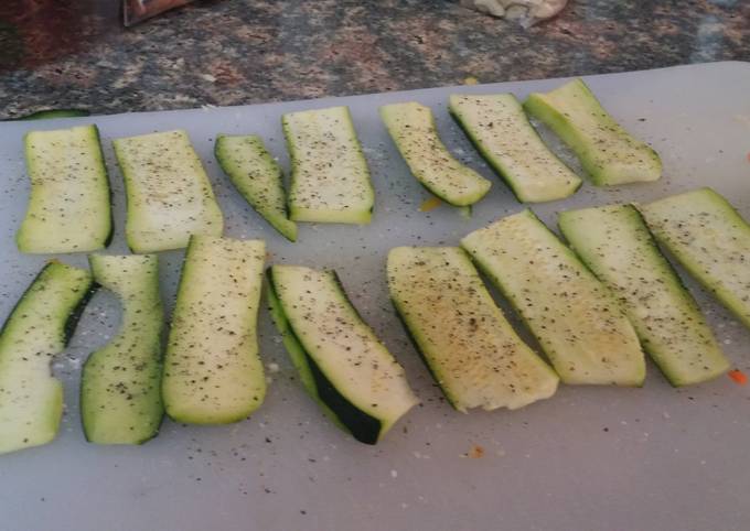 Crispy & healthy Courgette snacks