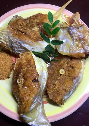 A picture of Fried fish & pepper🐟🌶.