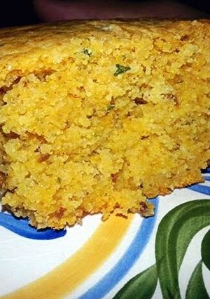 A picture of Chili Bean Chili CornBread.