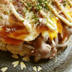 A picture of Low-Sugar Hiroshima Okonomiyaki with Okara & Bean Sprouts.