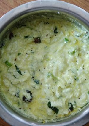 A picture of Cabbage Raita.