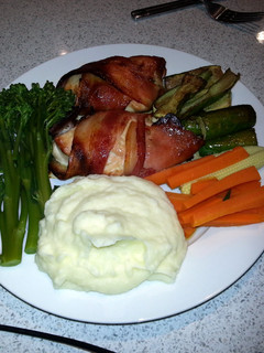 A picture of Pottzy's Chicken bombs..