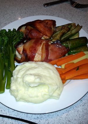 A picture of Pottzy's Chicken bombs..