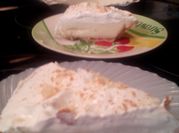 A picture of graham cracker pie crust
