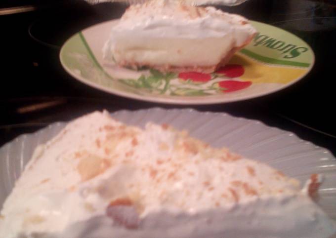 Recipe of Favorite Sunshine&#39;s white chocolate cream pie